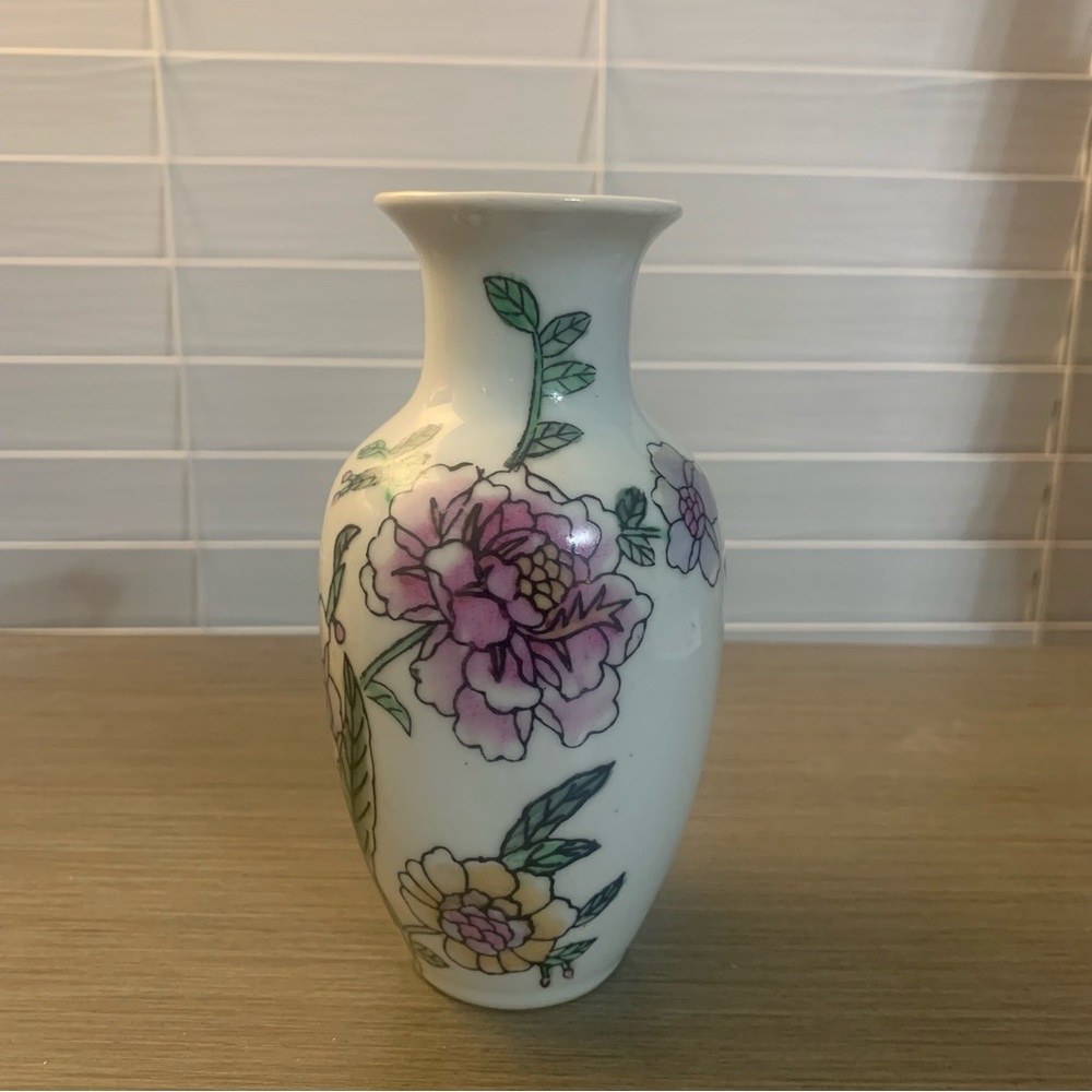 Vintage 6 Inch Vase - Ceramic Floral Painted Design - Unmarked